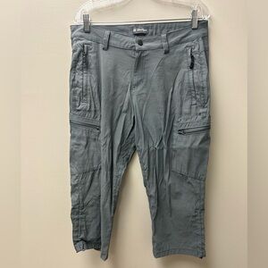 Wind River Grey Capri Hiking Pants